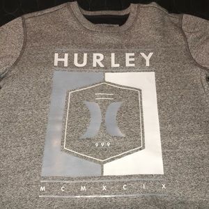Hurley Crewneck shirt